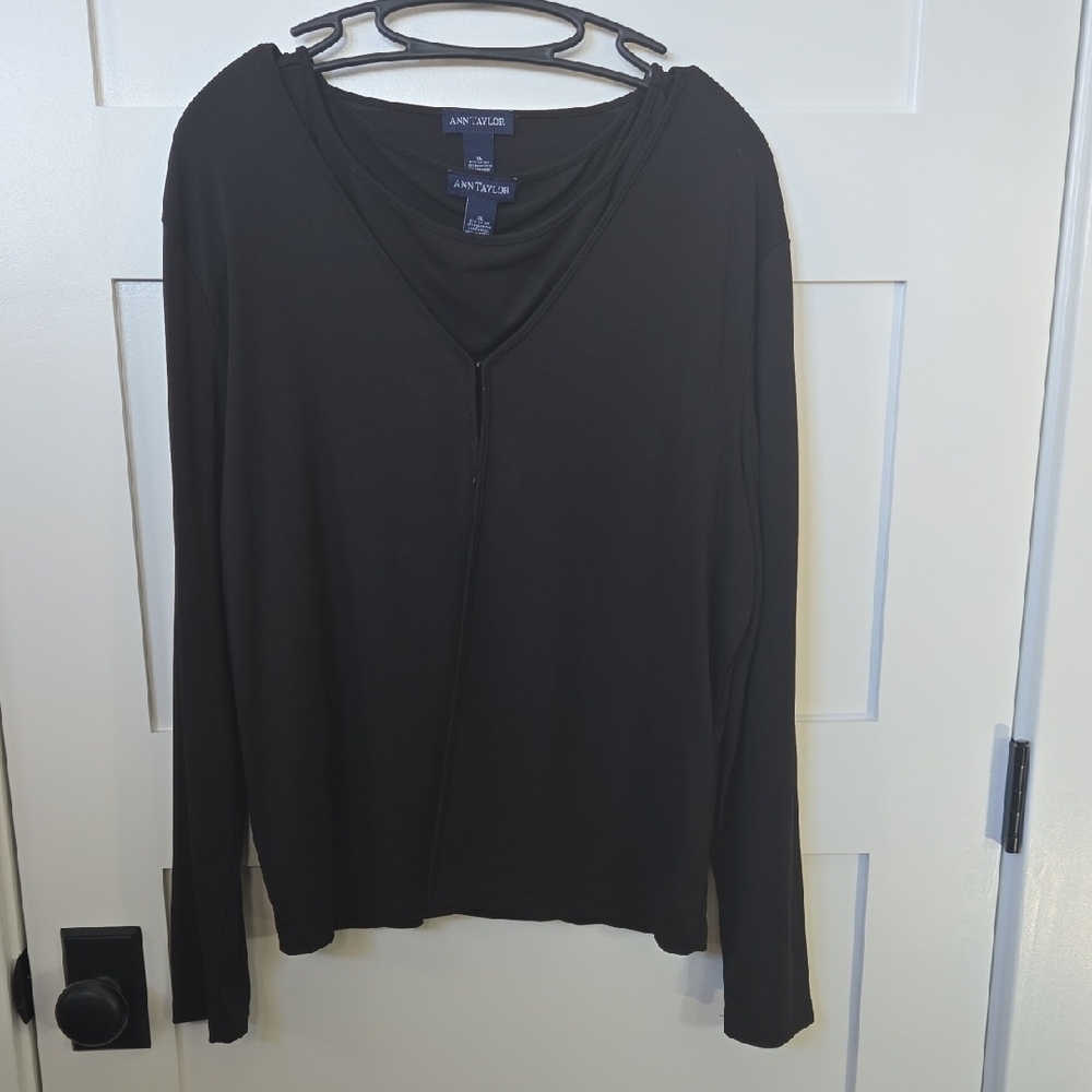 Ann Taylor Classic Black 2 Piece Set Tank Top W/ V-Neck Sweater XL